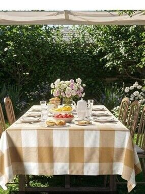 Beige And Cream Buffalo Check Tablecloth - Classic Buffalo Plaid
